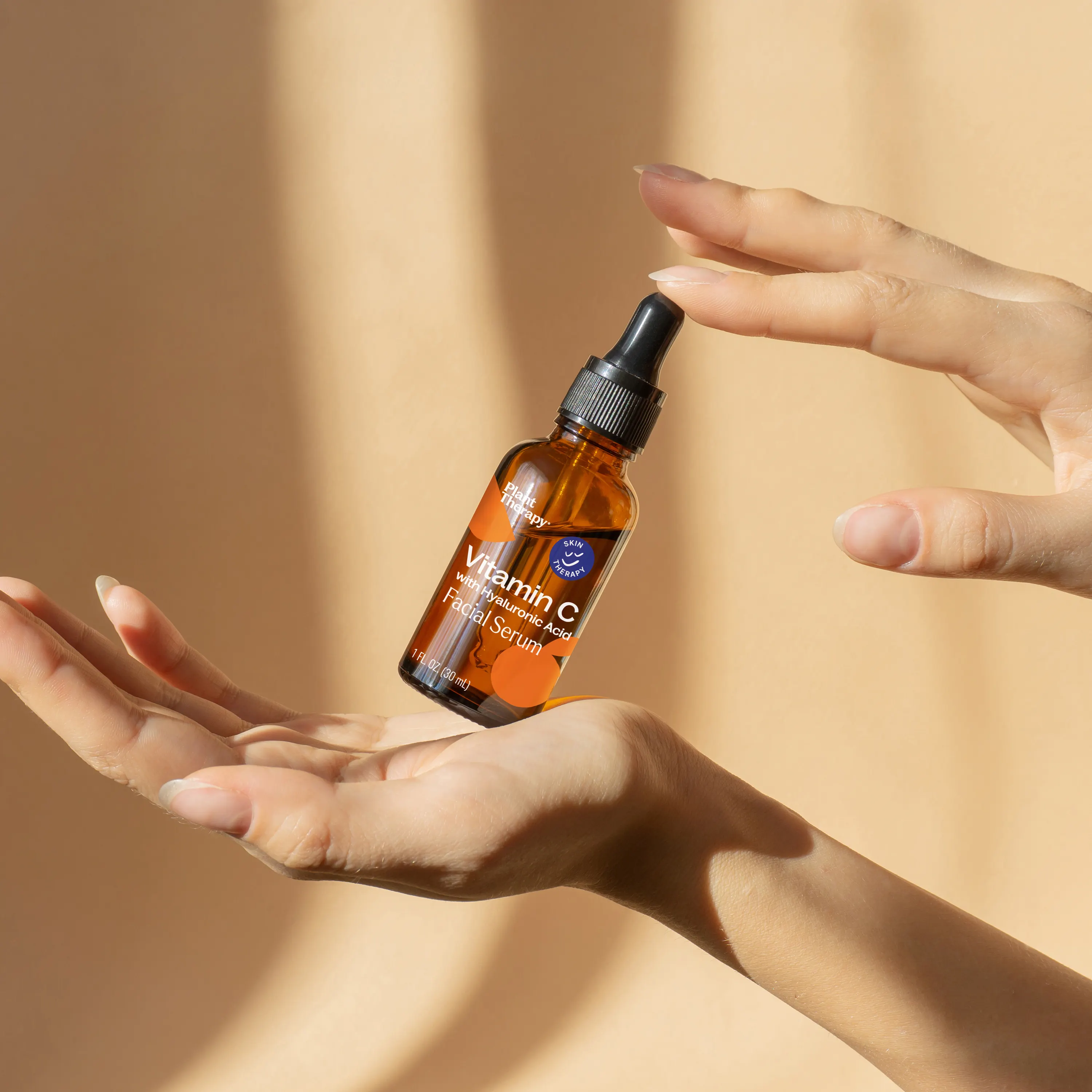 Vitamin C with Hyaluronic Acid Facial Serum - Image 6